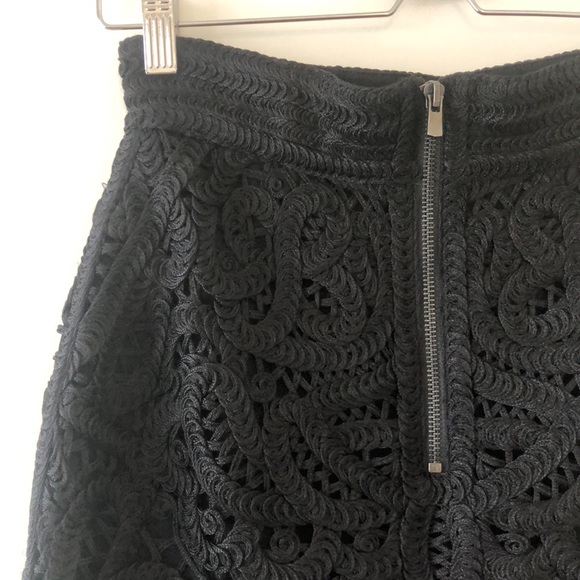 New Maje Jazzy embroidered crocheted knit structured high waisted mini skirt - Picture 11 of 15
